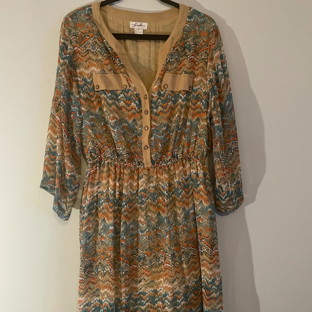 Women’s plus size dress